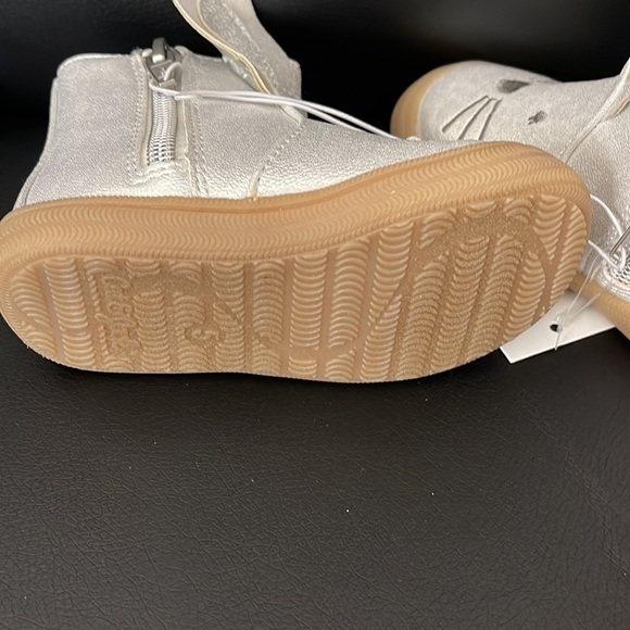 Baby’s boot - Picture 7 of 8